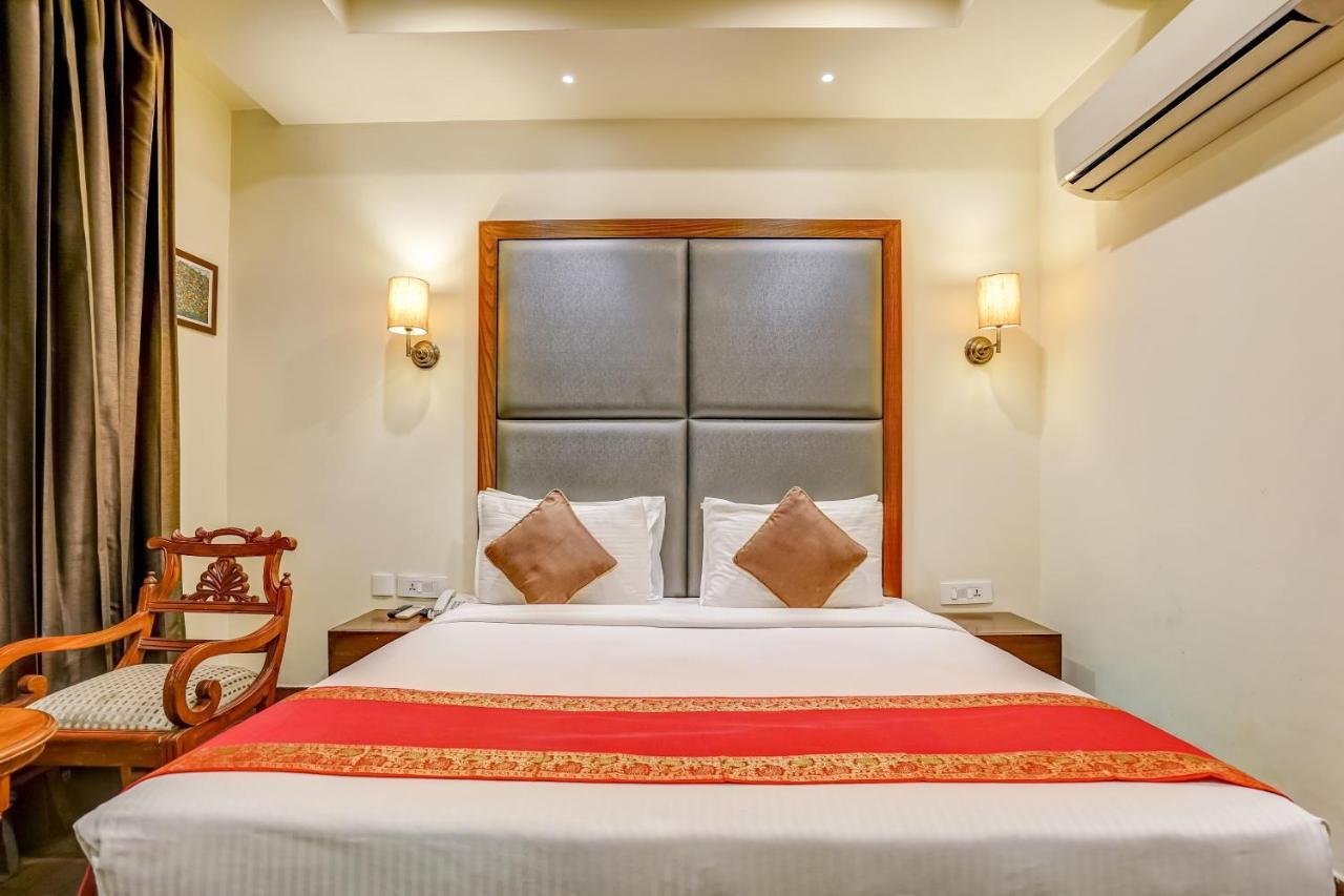 Townhouse 552Hotel Royal Court Jalandhar Exterior foto